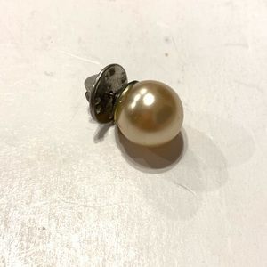 Vintage Pearl Pin